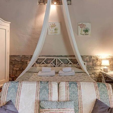 Country Resort Il Frassine Rignano sullʼArno エクステリア 写真