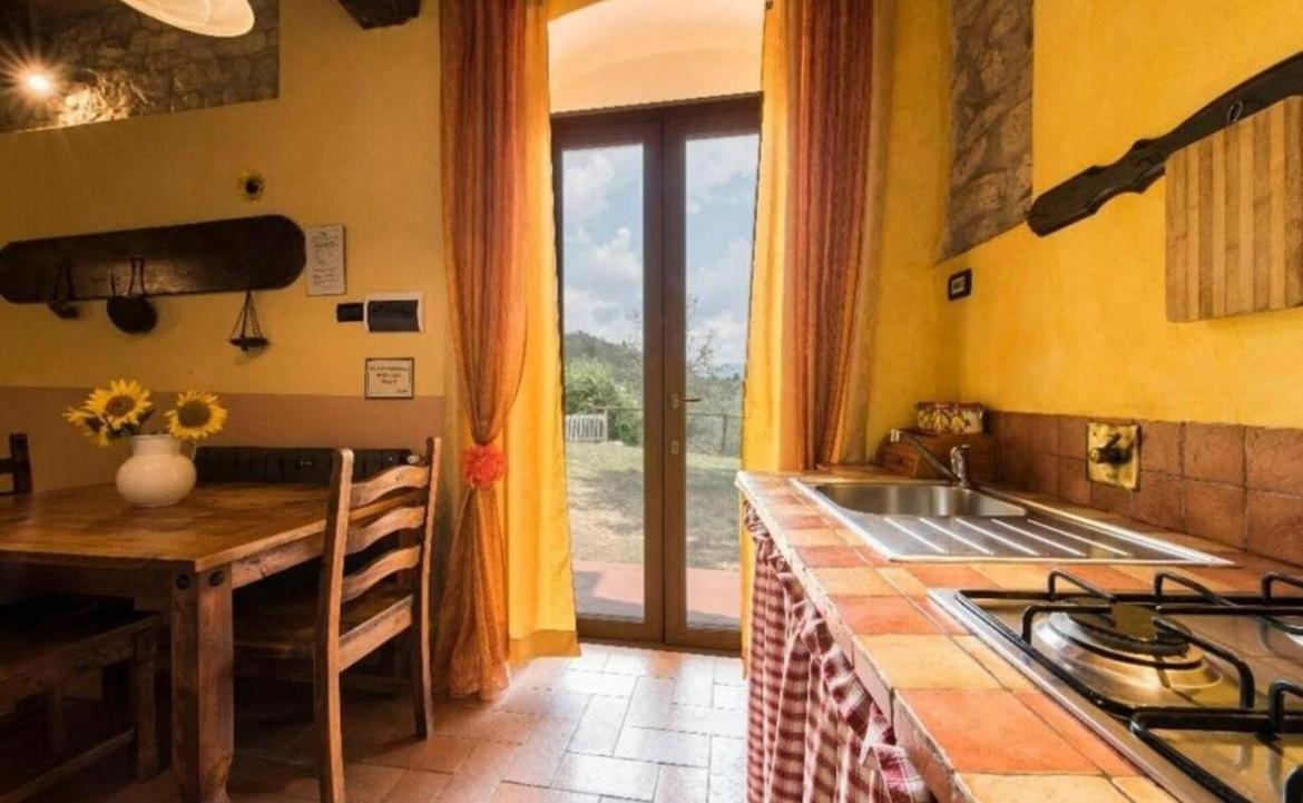 Country Resort Il Frassine Rignano sullʼArno エクステリア 写真