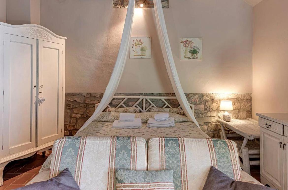 Country Resort Il Frassine Rignano sullʼArno エクステリア 写真