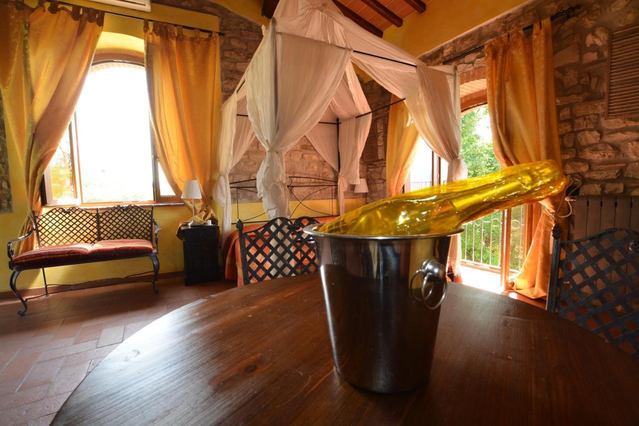 Country Resort Il Frassine Rignano sullʼArno エクステリア 写真