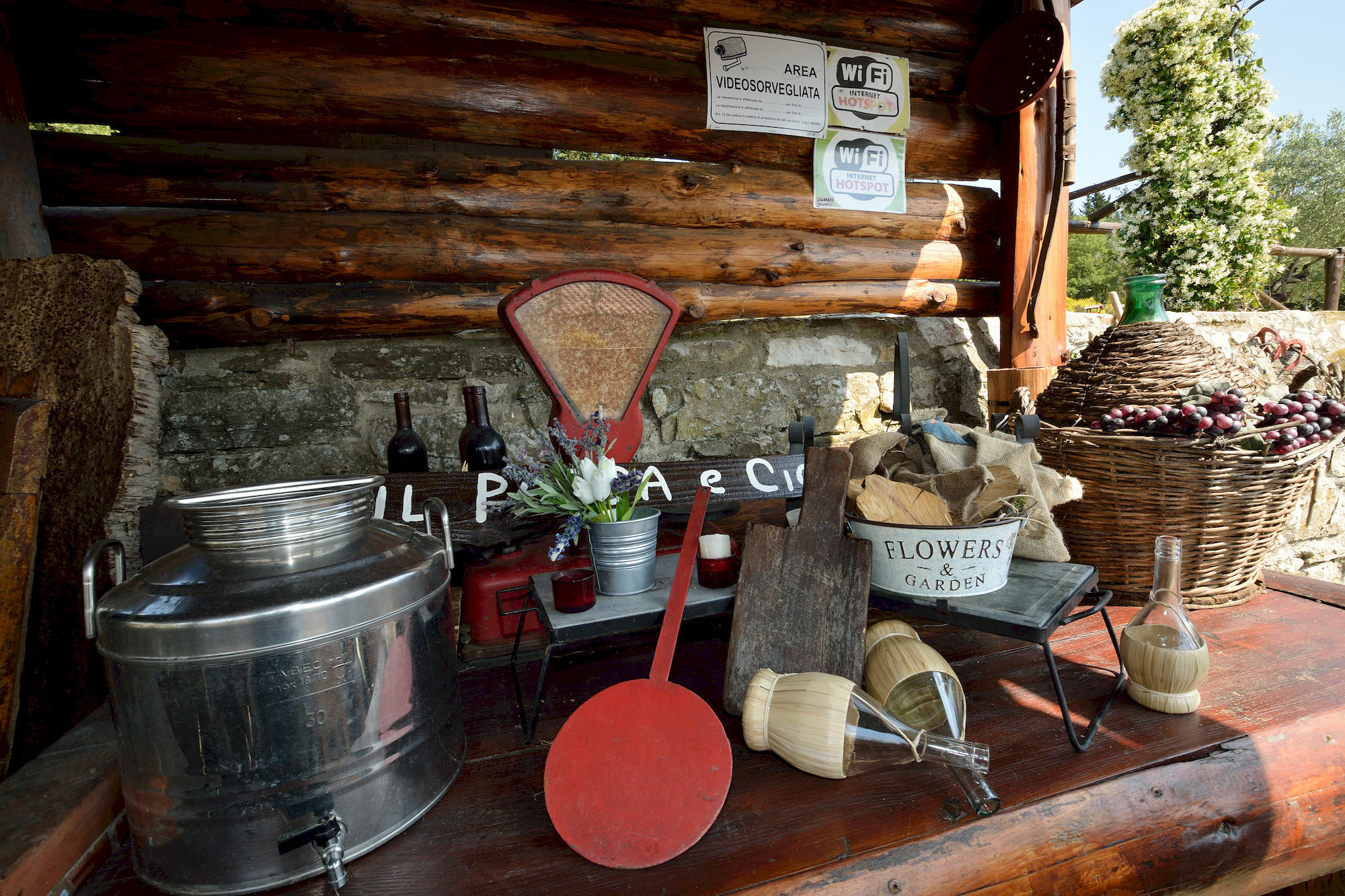 Country Resort Il Frassine Rignano sullʼArno エクステリア 写真
