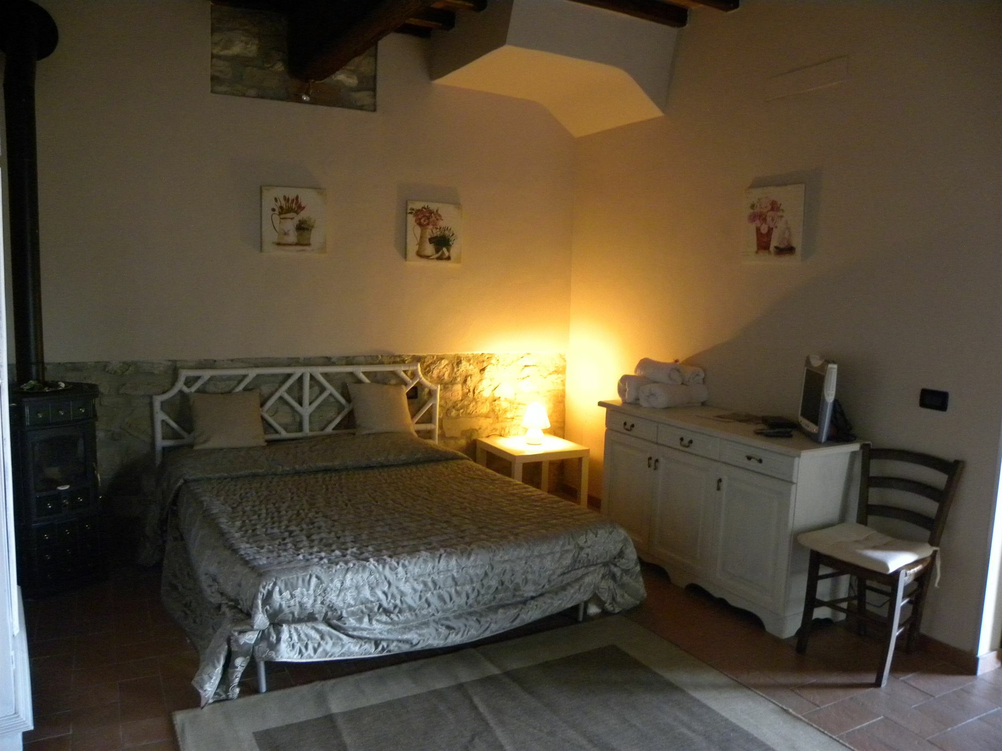 Country Resort Il Frassine Rignano sullʼArno エクステリア 写真